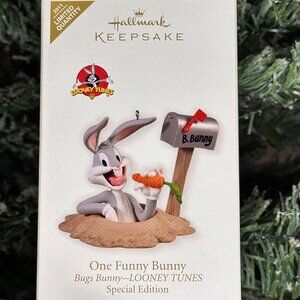 Bugs Bunny Looney Tunes Hallmark Ornament 2011